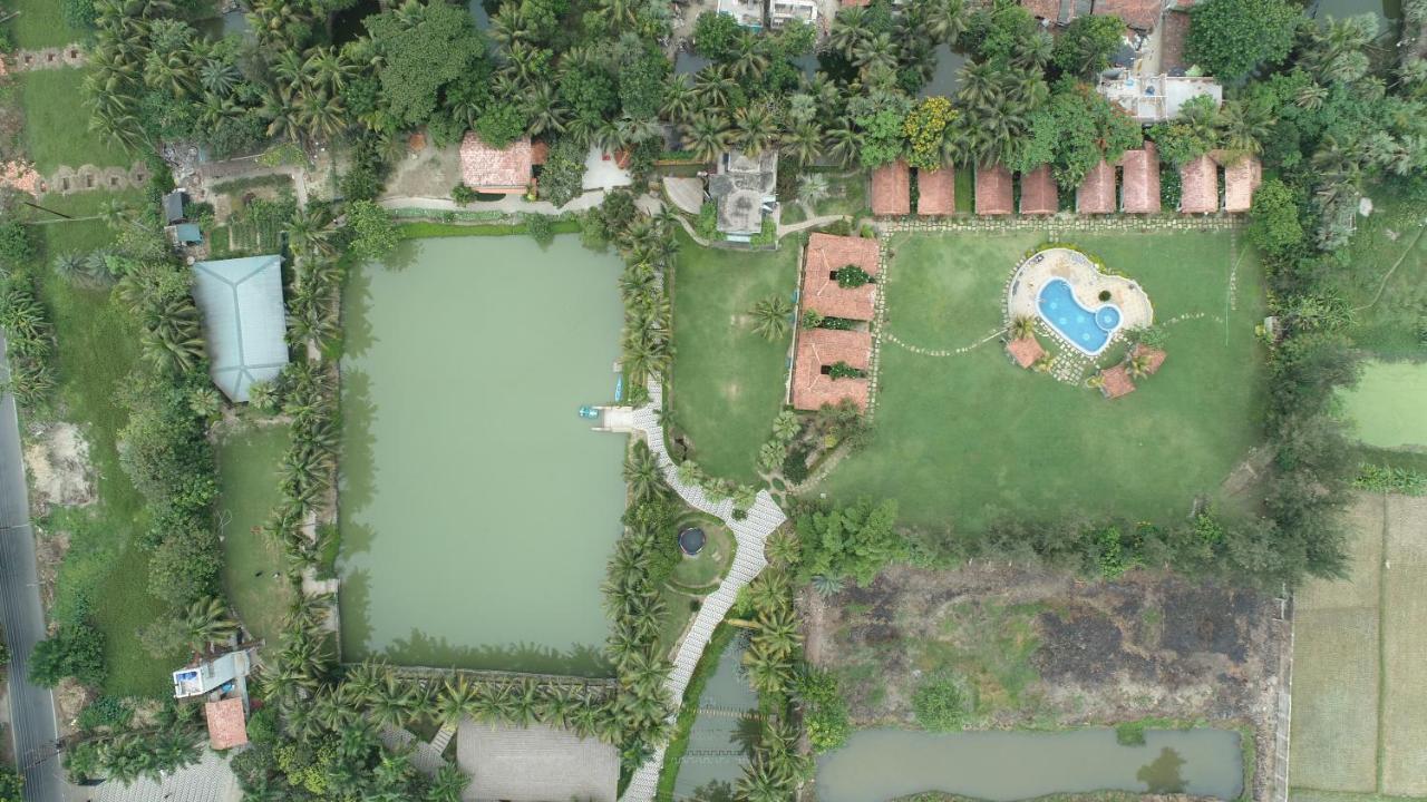 Breathing Earth - Rooms And Pool Calcuta Exterior foto