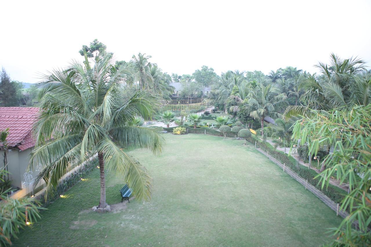 Breathing Earth - Rooms And Pool Calcuta Exterior foto