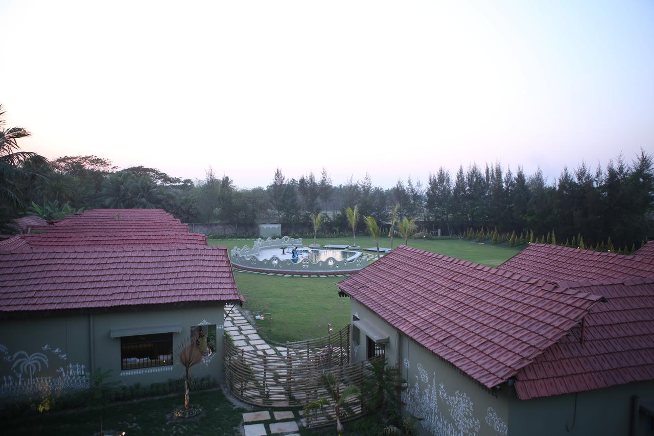 Breathing Earth - Rooms And Pool Calcuta Exterior foto